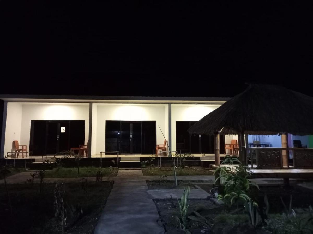 Simpang Hostel Kuta  Εξωτερικό φωτογραφία